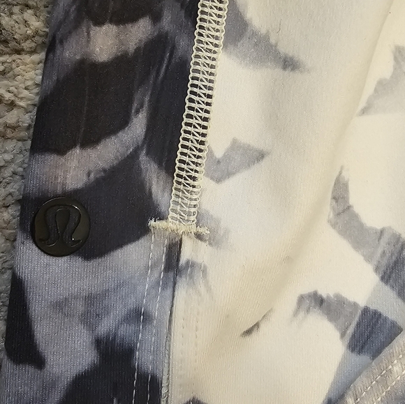 Lululemon Wunder Under Dance SE Pretty Skirted Crop Leggings 4 - Picture 8 of 15